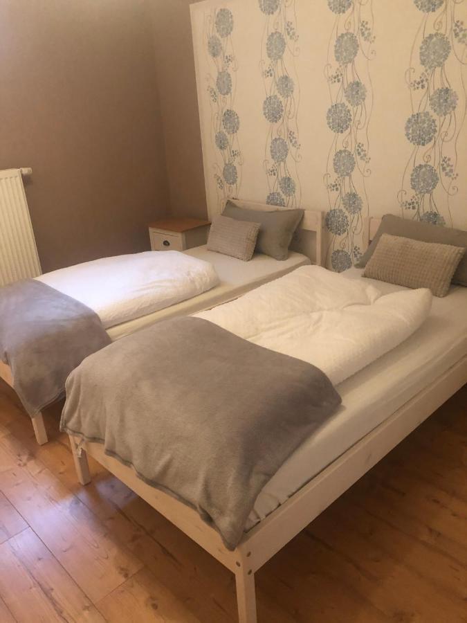 Ferienwohnung Klosterblick Bastheim Ngoại thất bức ảnh